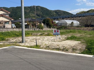 人気の庄内エリア！R２０１号そばで好立地、自然豊かな住環境に適した閑静な住宅街！